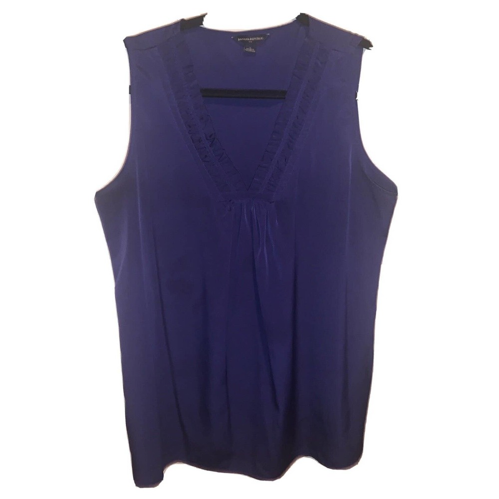 Banana Republic Sleeveless V Neck Blouse Size L